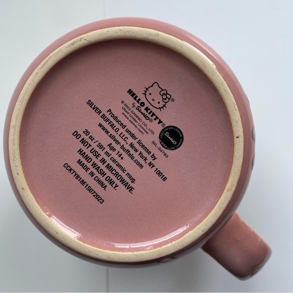 Hello Kitty Large Mug - Picture 4 of 4